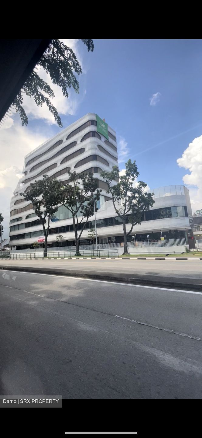 Macpherson Mall (D13), Retail #404831051